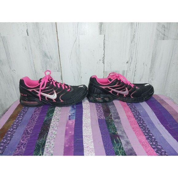 Nike Air Max  Woman’s Shoes Torch 4 Running Black Pink Sneakers SZ 9 US - Picture 6 of 13
